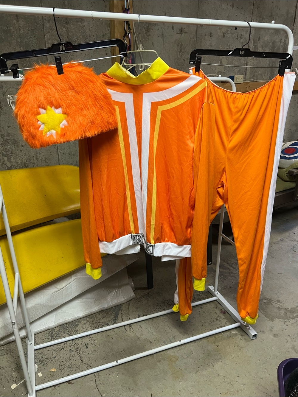 Yo Gabba Gabba DJ Lance men’s costume large